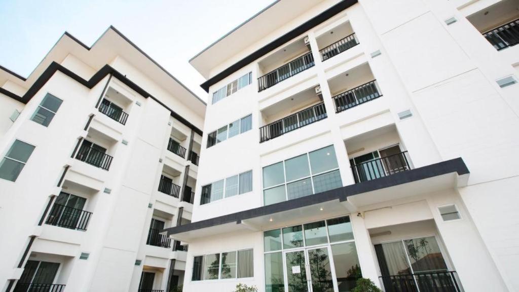 B2 Korat Boutique And Budget Hotel Nakhon Ratchasima Exterior photo